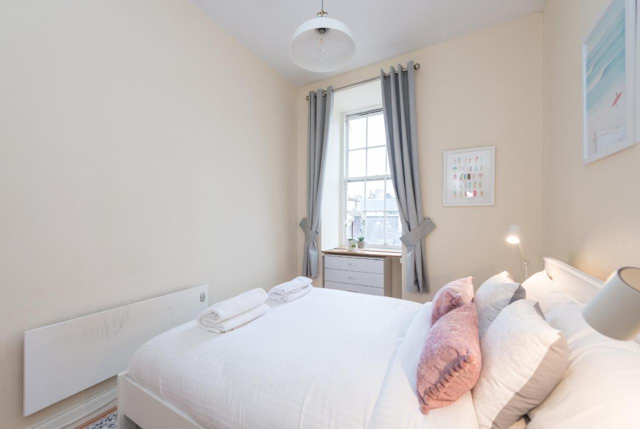 Bright And Modern 2 Bed Apartment Edinburgh Luaran gambar