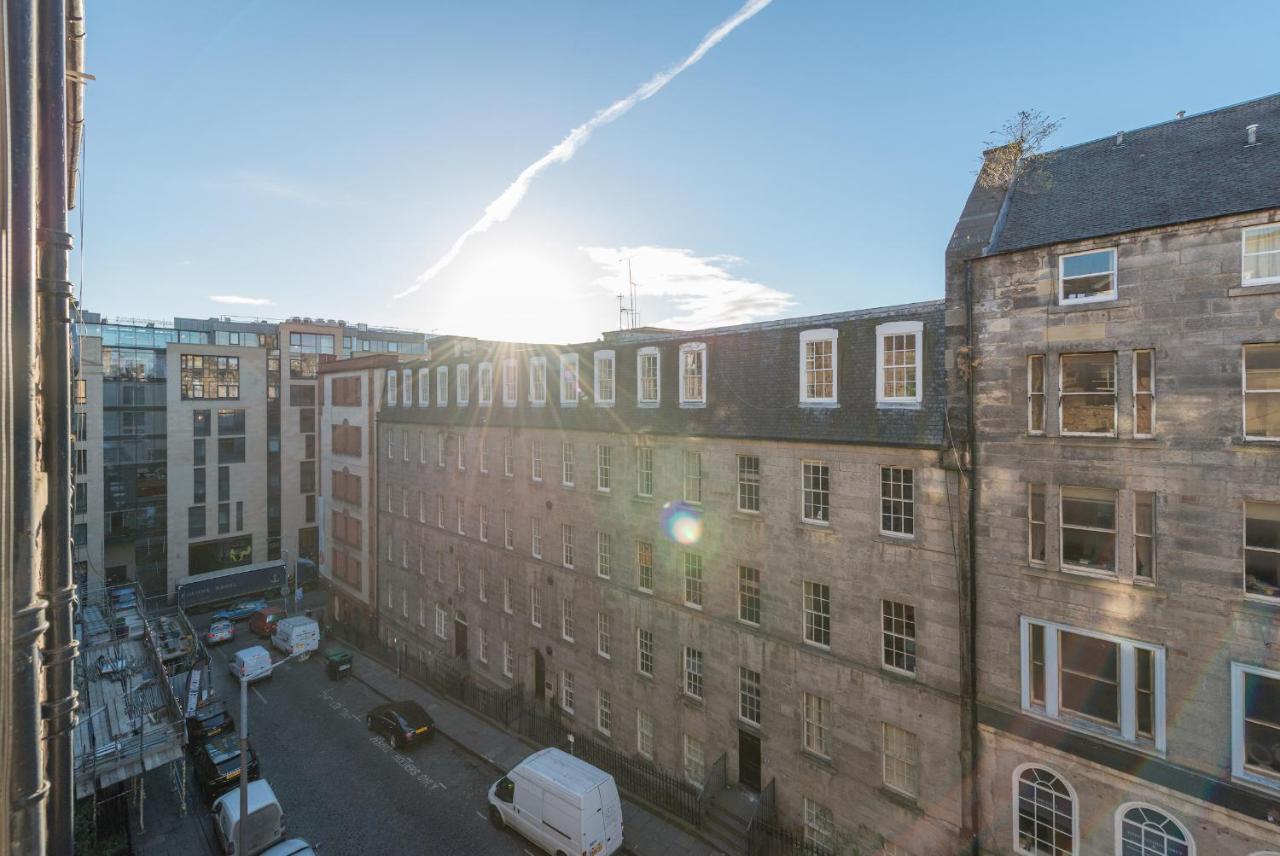 Bright And Modern 2 Bed Apartment Edinburgh Luaran gambar
