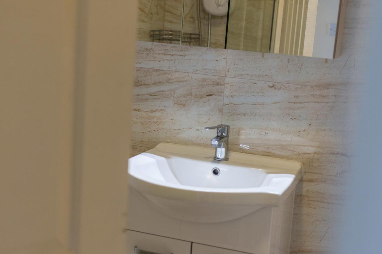 Bright And Modern 2 Bed Apartment Edinburgh Luaran gambar