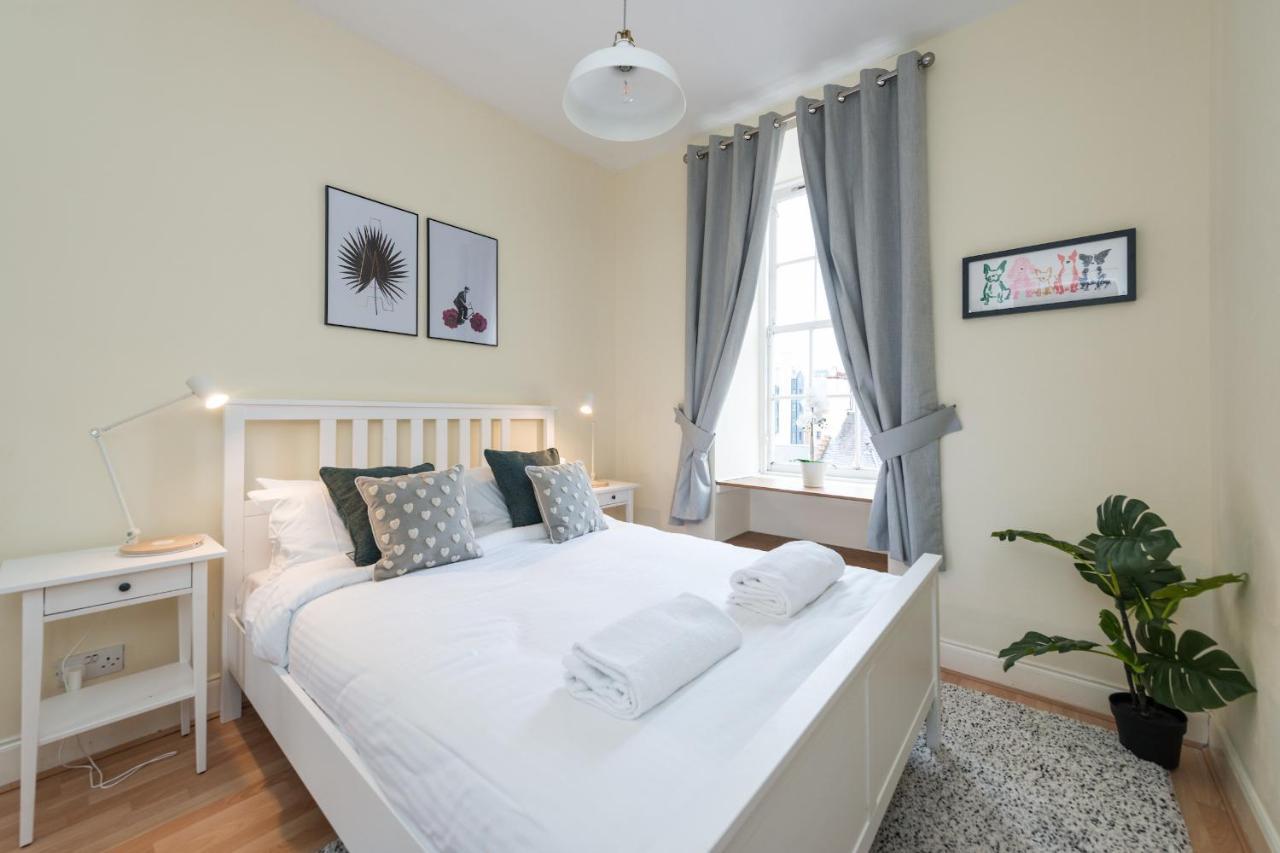 Bright And Modern 2 Bed Apartment Edinburgh Luaran gambar